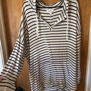 Market & Spruce Navy and White Striped Top